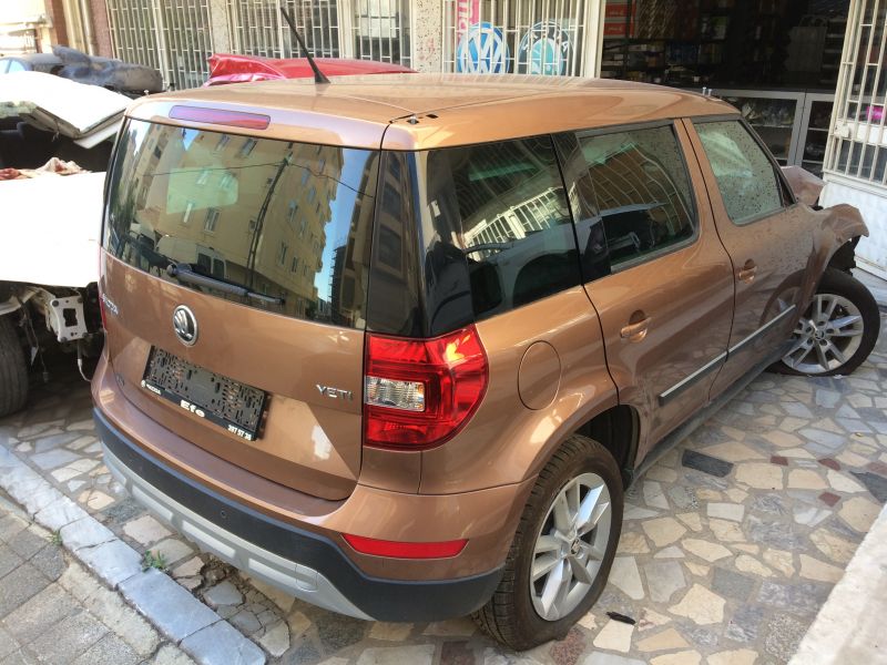 SKODA YETİ SOL STOP LAMBASI (LEDLİ) 2014,2015,2016 MODEL 5LD945096